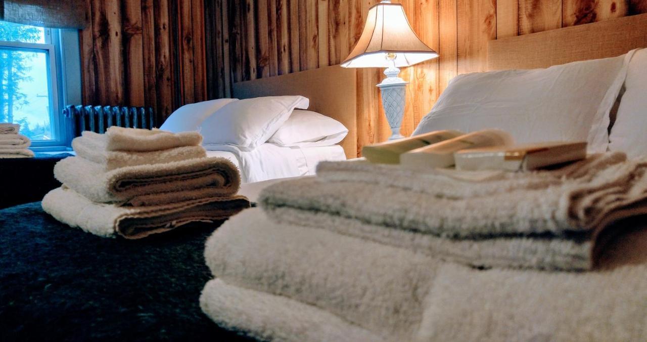 Pine Hill Arms Hotel Εξωτερικό φωτογραφία